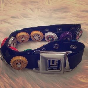 RARE VINTAGE BOTTLE CAP SEAT BUCKLE BELT